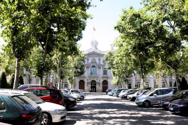 El Tribunal Supremo ratifica la condena de 5 meses de cárcel para el exedil que intentó atropellar a exalcalde de Tiétar El Tribunal Supremo ratifica la condena de 5 meses de cárcel para el exedil que intentó atropellar a exalcalde de Tiétar