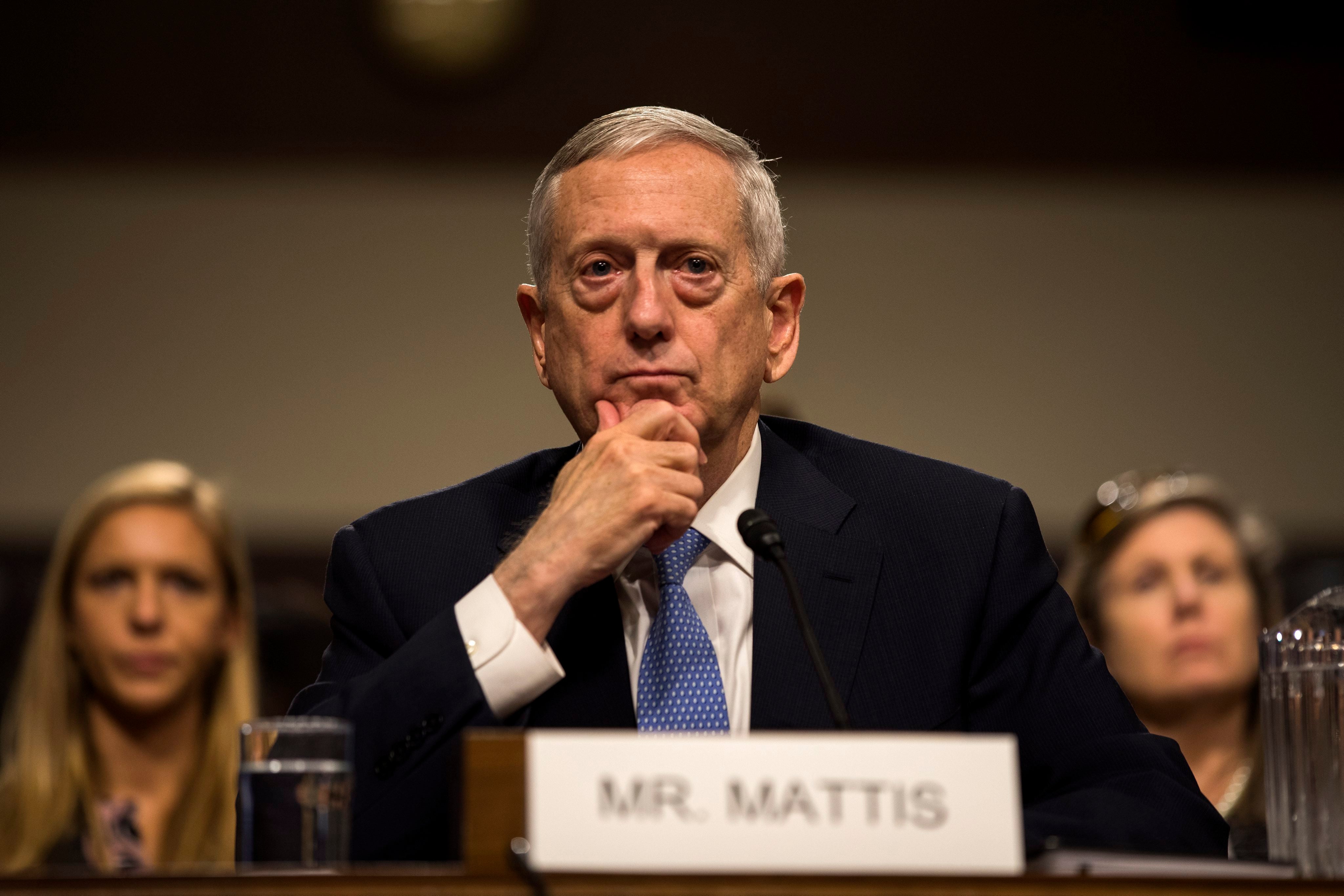 El Senado de EEUU confirma a Mattis en Defensa, primer miembro del gabinete de Trump El Senado de EEUU confirma a Mattis en Defensa, primer miembro del gabinete de Trump