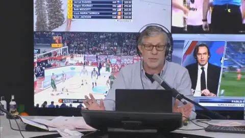 Frame 325.072 de: Javier Ares defiende al árbitro Estrada Fernández: "Osasuna no puede quejarse de nada porque no tendría que estar en Primera" Frame 325.072 de: Javier Ares defiende al árbitro Estrada Fernández: "Osasuna no puede quejarse de nada porque no tendría que estar en Primera"