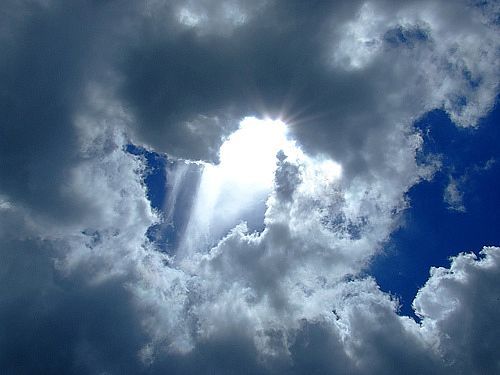 Este jueves las temperaturas seguirán siendo altas para la época del año Este jueves las temperaturas seguirán siendo altas para la época del año