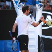 Murray y Zverev se saludan después del partido Murray y Zverev se saludan después del partido