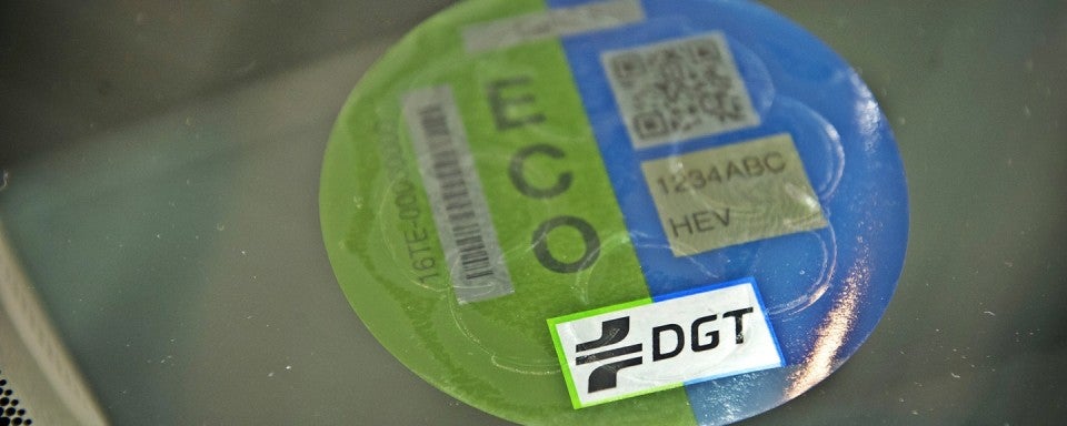 Correos ha distribuido casi 24.000 distintivos ambientales de la DGT en Extremadura durante 2023 Correos ha distribuido casi 24.000 distintivos ambientales de la DGT en Extremadura durante 2023