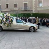 Frame 0.0 de: Más de 700 personas asisten al funeral de los dos agentes rurales asesinados en Lleida