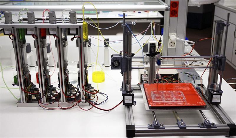 Científicos españoles diseñan una bioimpresora 3D capaz de crear piel humana Científicos españoles diseñan una bioimpresora 3D capaz de crear piel humana
