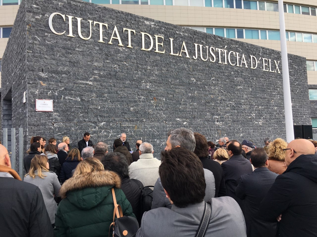 Elche dedica la calle de su Ciudad de la Justicia a los abogados de Atocha en el 40 aniversario de su asesinato Elche dedica la calle de su Ciudad de la Justicia a los abogados de Atocha en el 40 aniversario de su asesinato
