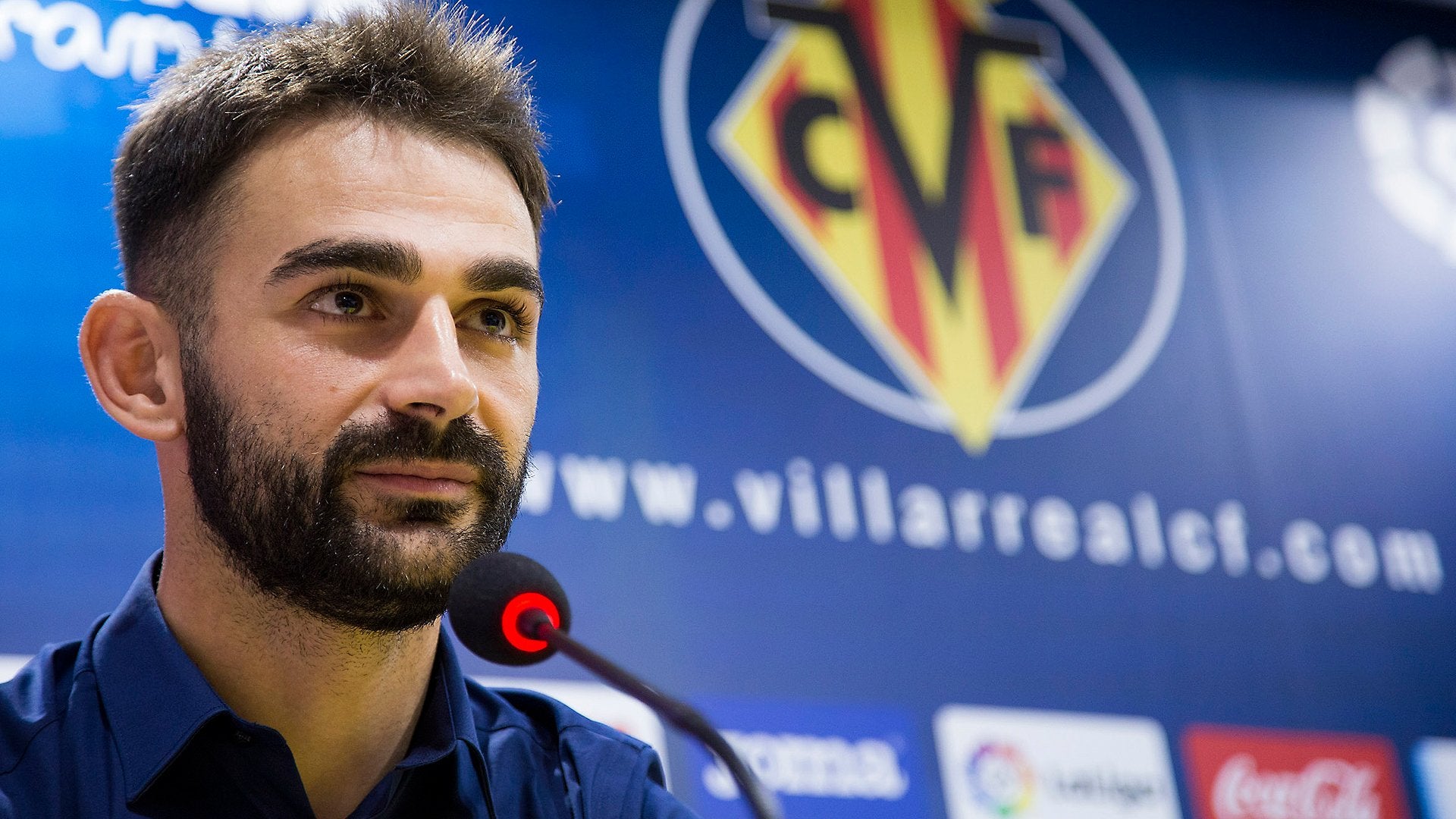 Adrián López, feliz por su vuelta a Villarreal: "Siempre quise volver" Adrián López, feliz por su vuelta a Villarreal: "Siempre quise volver"