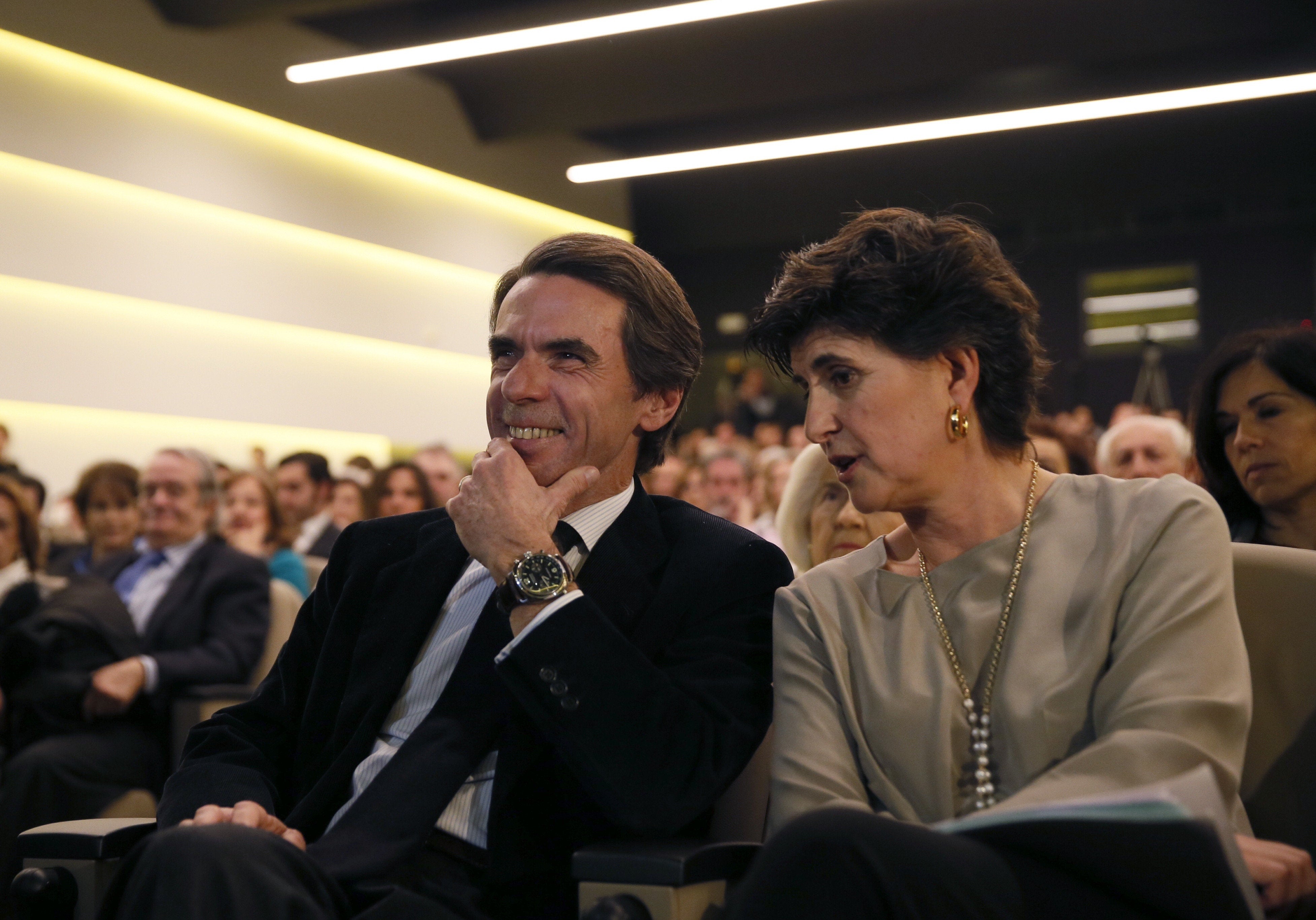 Aznar alerta de que España se desvertebra social, territorial y políticamente Aznar alerta de que España se desvertebra social, territorial y políticamente