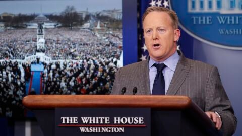 El nuevo portavoz de la Casa Blanca, Sean Spicer