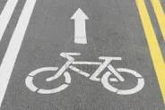 El Ayuntamiento adjudica las obras para bajar a la calzada el carril-bici de la avenida del Puerto El Ayuntamiento adjudica las obras para bajar a la calzada el carril-bici de la avenida del Puerto