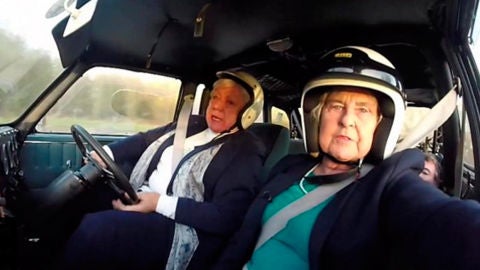 Bron Burrell, la mujer piloto de 72 a&ntilde;os que va a volver a competir en un rally