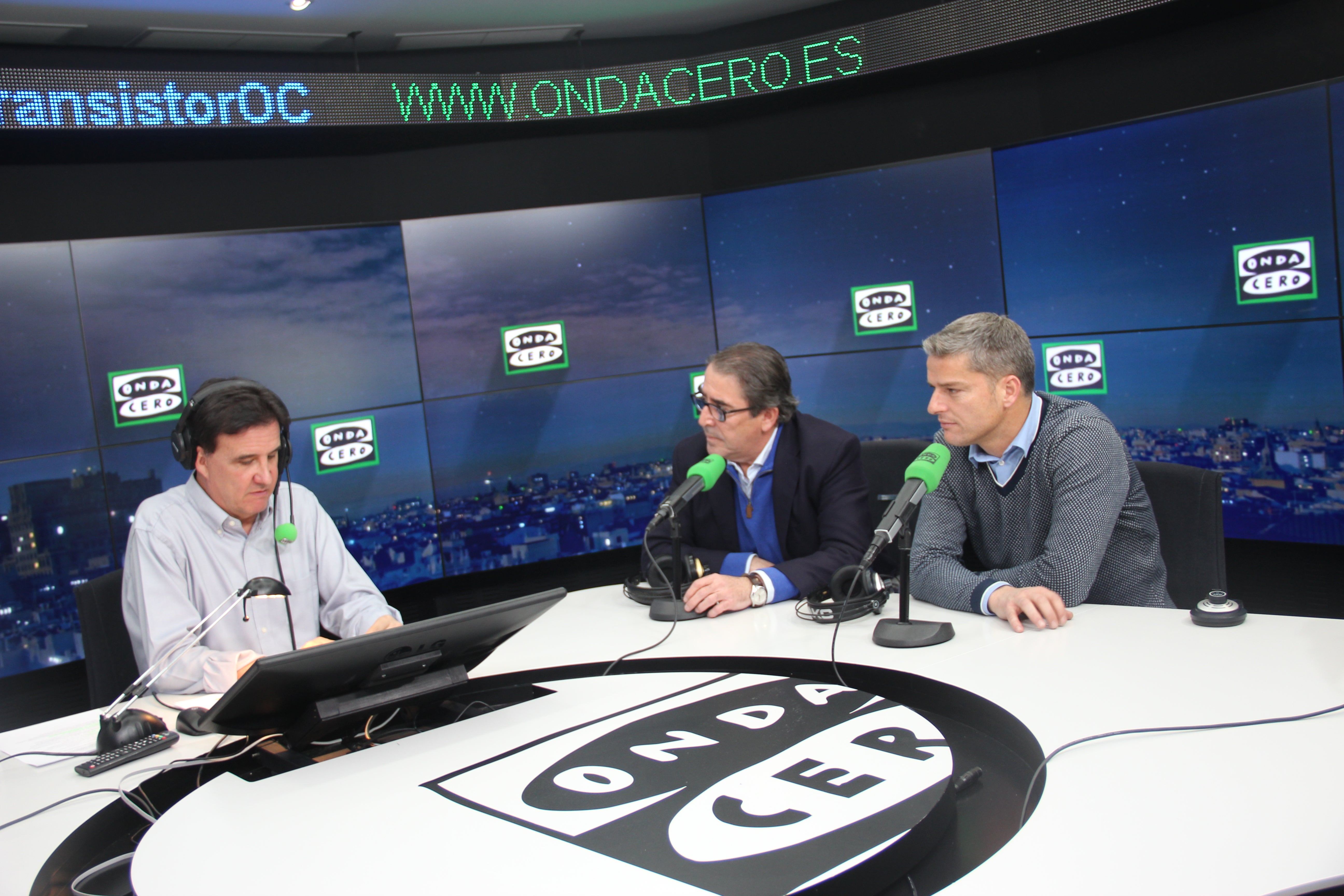 Luis Gil: "Villar sabe que si la gente vota libremente no gana las elecciones" Luis Gil: "Villar sabe que si la gente vota libremente no gana las elecciones"