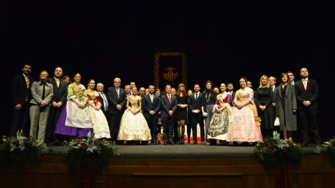 L'actor de Vila-real Sergio Caballero, el cantant Vicent Colonques, el president del Grup de Teatre Tabola, Pepe Chiva, i la televisi&oacute; local Teve4 seran reconeguts enguany amb els premis 20 de Febrer. 