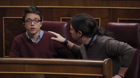 Errej&oacute;n e Iglesias discutiendo en el Congreso