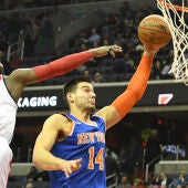 Mate de Willy Hernangómez ante los Wizards