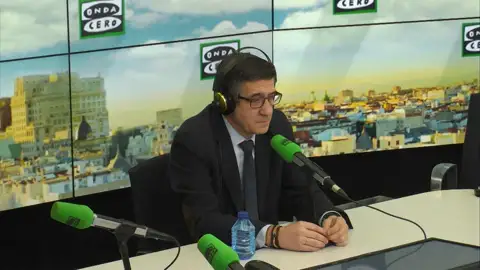 Frame 0.0 de: Patxi López: "Voy a ir hasta el final en las primarias, lo demás sería un apaño" Frame 0.0 de: Patxi López: "Voy a ir hasta el final en las primarias, lo demás sería un apaño"