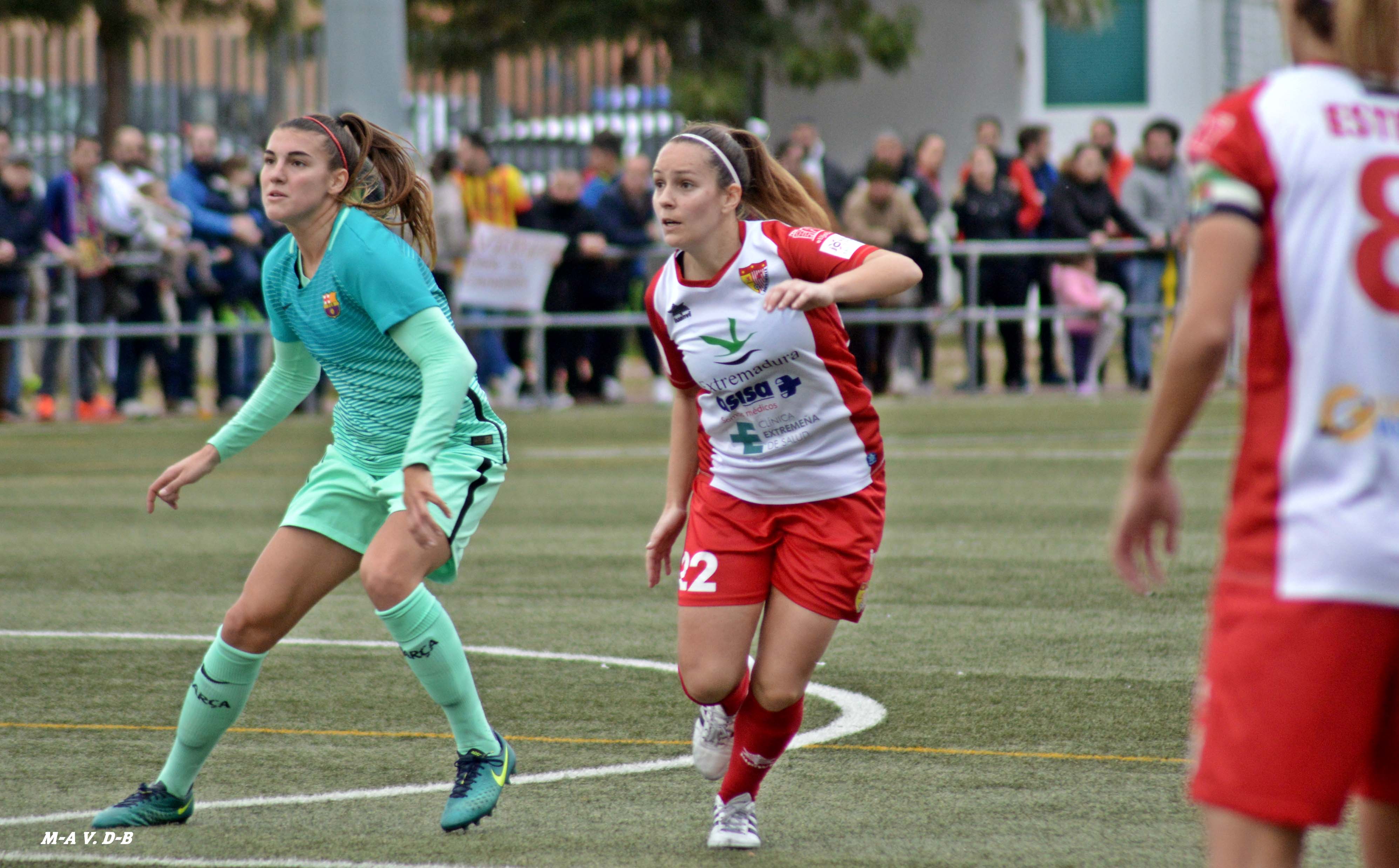 Chica: "Ahora las niñas pueden tener referentes femeninos" Chica: "Ahora las niñas pueden tener referentes femeninos"