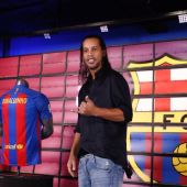Ronaldinho, en su presentación como embajador del Barcelona