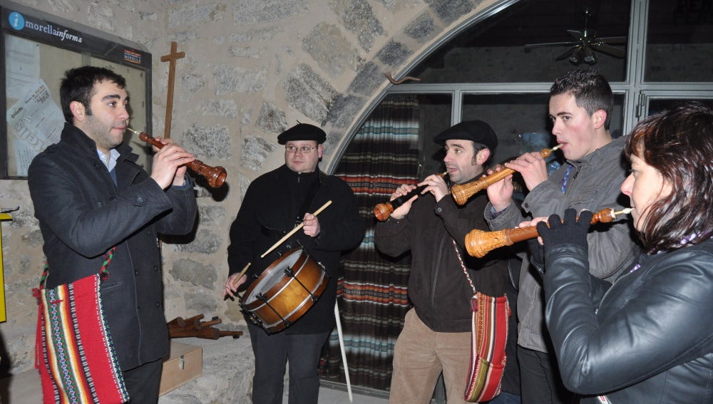 Las fiestas de San Blai y San Antonio de Ortells son unas de las que más acogida tienen entre sus vecinos y vecinas. 
