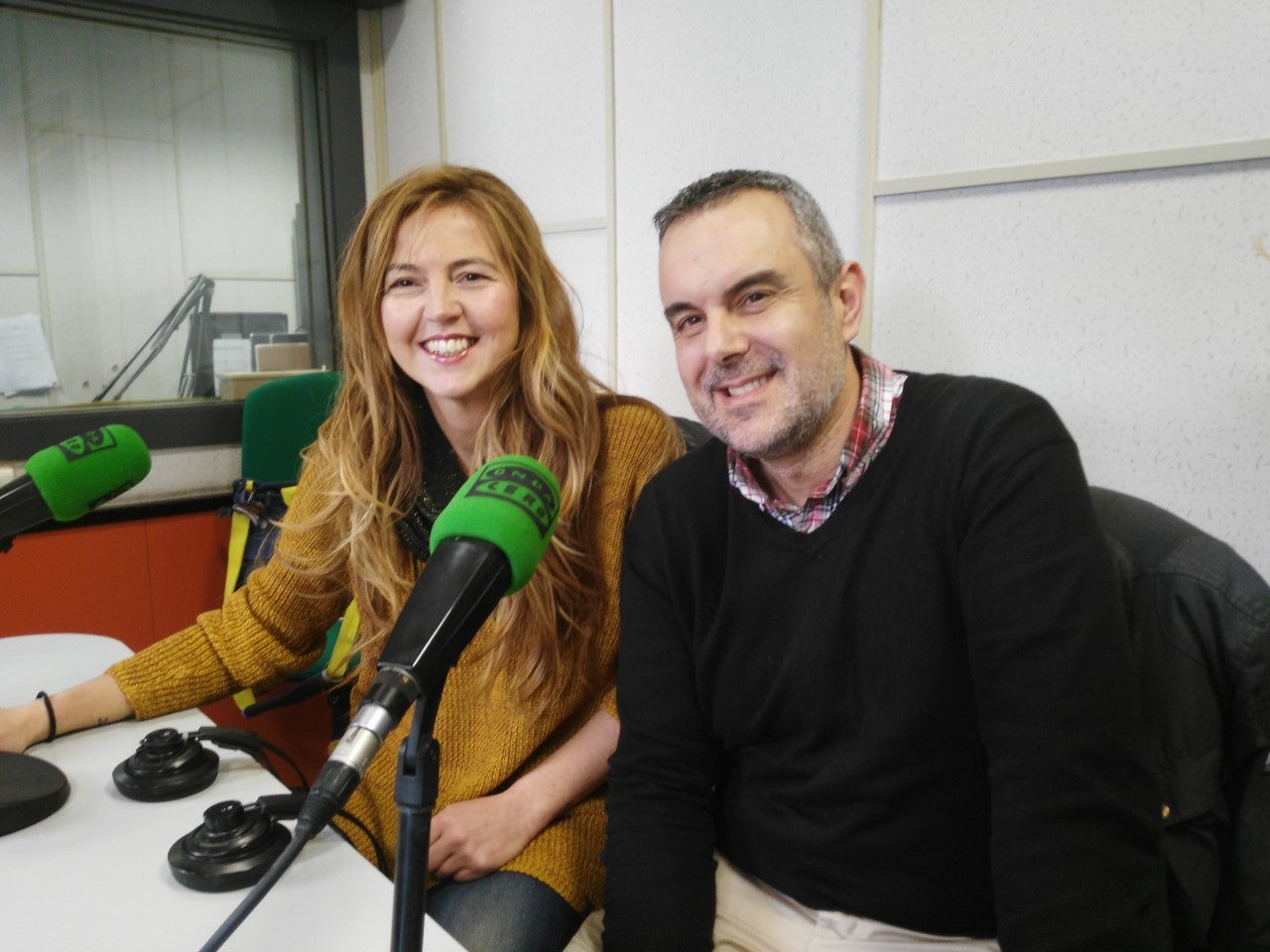 Gijón en la Onda 03/02/2017 con Ana Fierro Gijón en la Onda 03/02/2017 con Ana Fierro