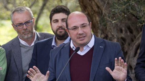 Pedro Antonio S&aacute;nchez niega que se le investigue por corrupci&oacute;n