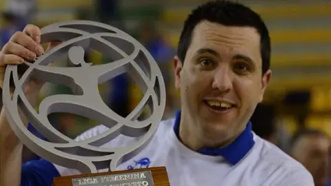 El jefe de prensa del Perfumerías El jefe de prensa del Perfumerías