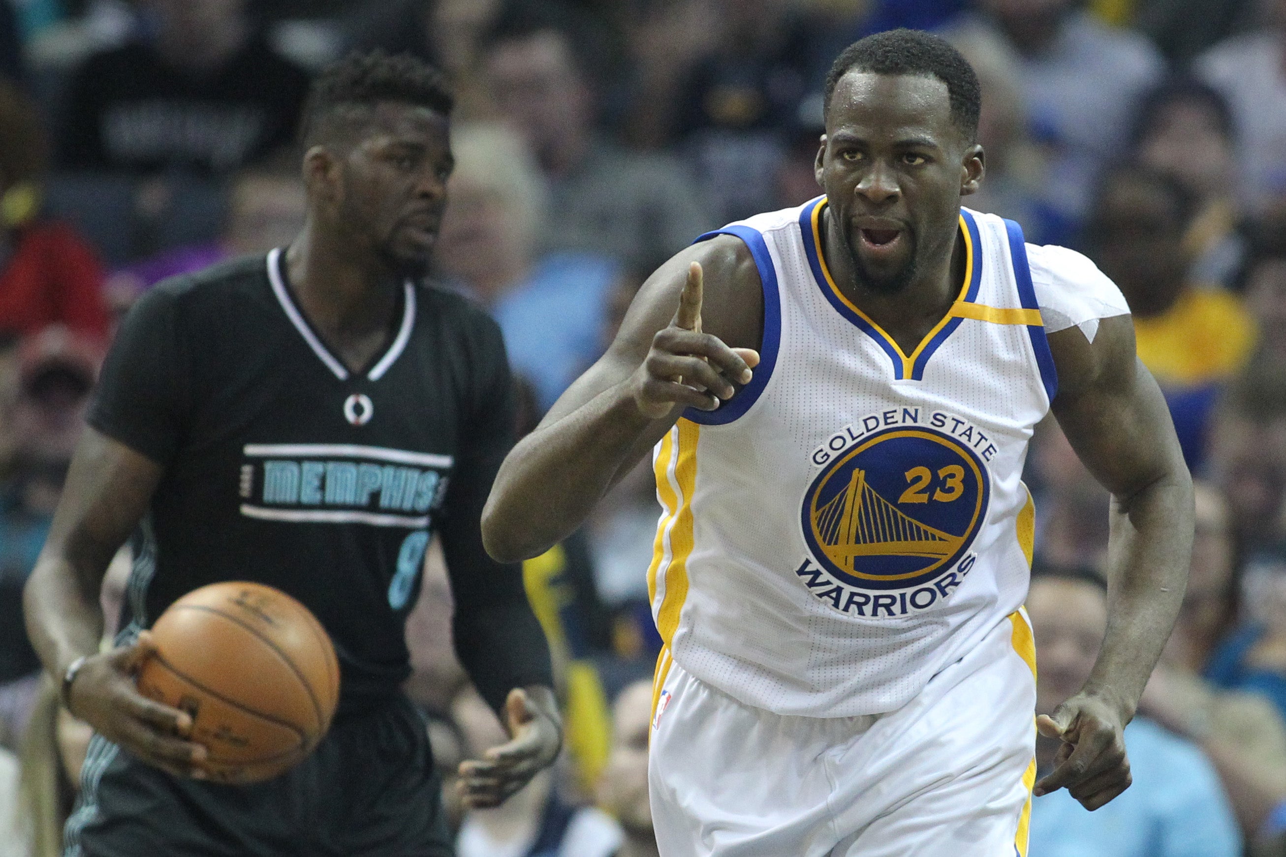 Marc Gasol sufre un histórico triple-doble de Draymond Green Marc Gasol sufre un histórico triple-doble de Draymond Green