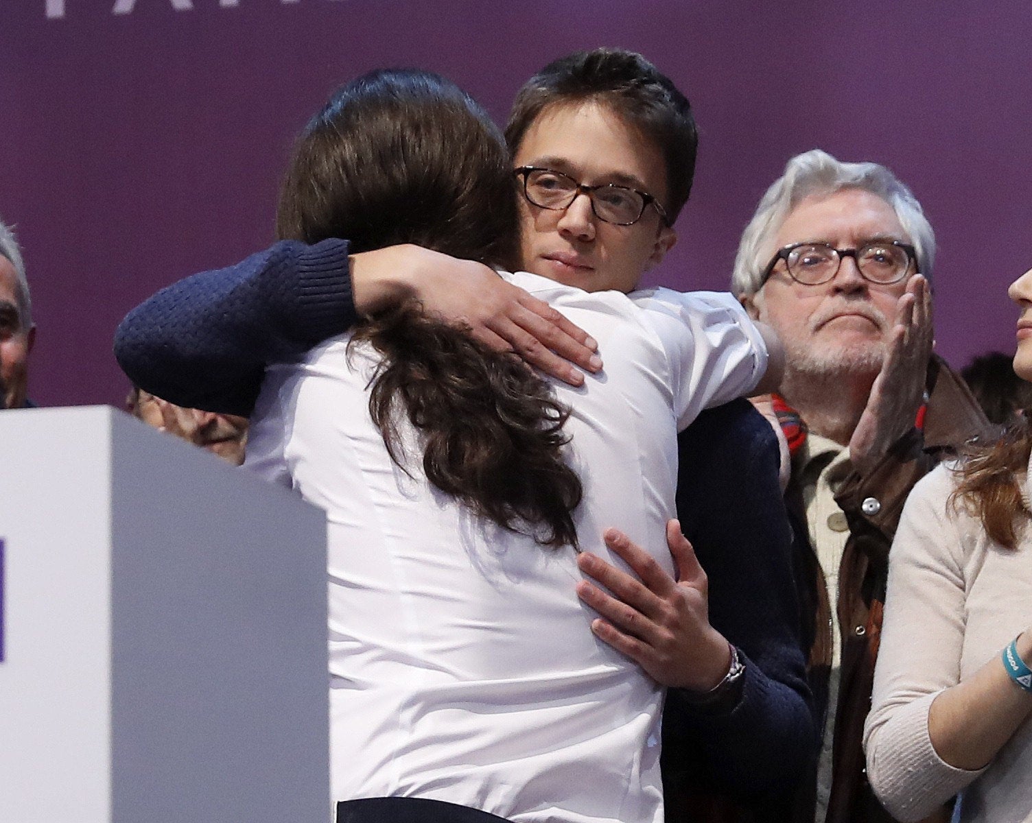 Personas físicas: De la paz en el Congreso del PP a la tensión de Vistalegre Personas físicas: De la paz en el Congreso del PP a la tensión de Vistalegre