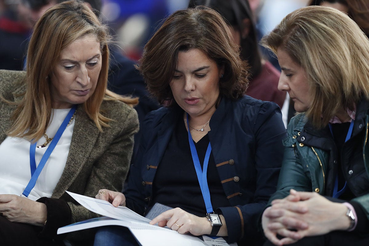 Sáenz de Santamaría ve "un Rajoy muy fuerte" tras el congreso del PP Sáenz de Santamaría ve "un Rajoy muy fuerte" tras el congreso del PP