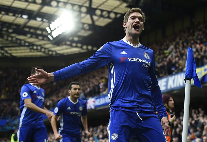 Marcos Alonso: "No sé si me van a matar en casa, pero estoy muy contento" Marcos Alonso: "No sé si me van a matar en casa, pero estoy muy contento"