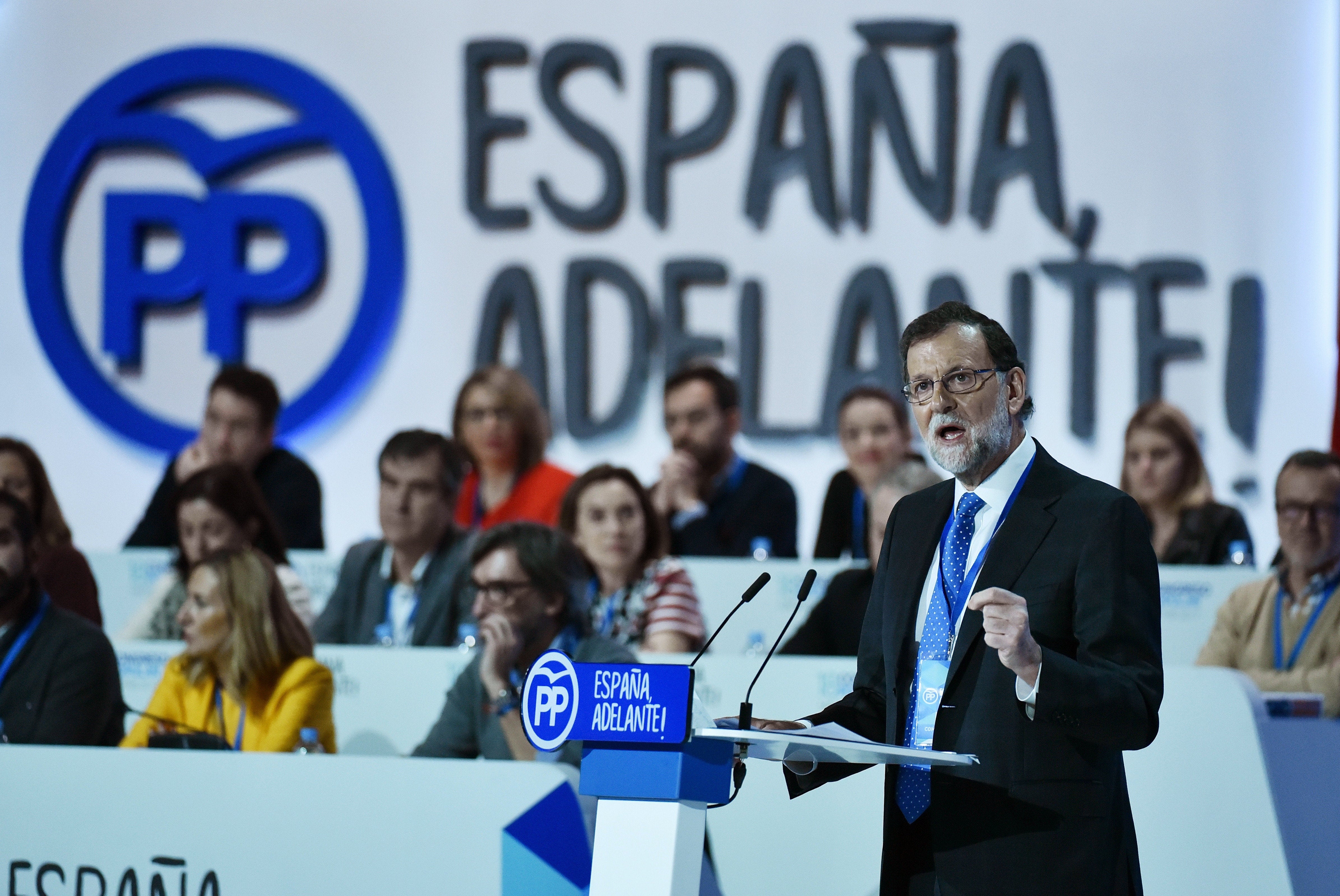 Mariano Rajoy desea suerte a Iglesias y no cree que su victoria perjudique al PP Mariano Rajoy desea suerte a Iglesias y no cree que su victoria perjudique al PP