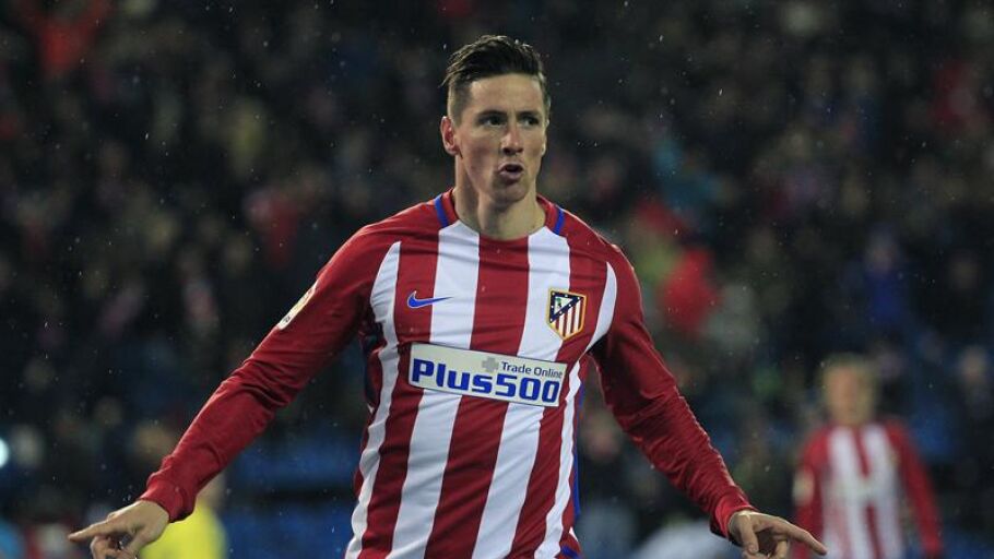 Fernando Torres celebra su golazo al Celta de Vigo. 