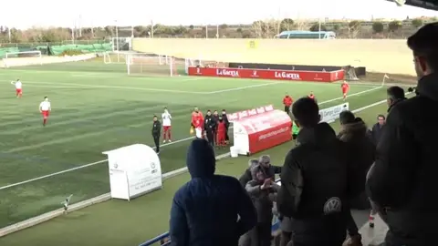 Pelea entre el Presidente de un club salmantino y unos aficionados Pelea entre el Presidente de un club salmantino y unos aficionados
