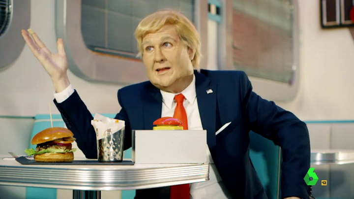 La divertida imitación de Donald Trump con la que ha regresado Joaquín Reyes a El Intermedio La divertida imitación de Donald Trump con la que ha regresado Joaquín Reyes a El Intermedio