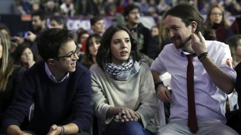 I&ntilde;igo Errej&oacute;n, Irene Montero y Pablo Iglesias, en una imagen de archivo.