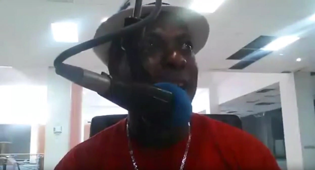 Matan a un locutor y director de una emisora dominicana durante una transmisión en directo Matan a un locutor y director de una emisora dominicana durante una transmisión en directo