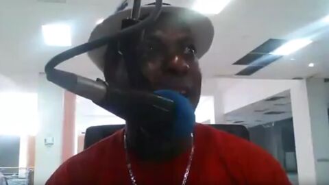 Locutor de la radio de Rep&uacute;blica Dominicana