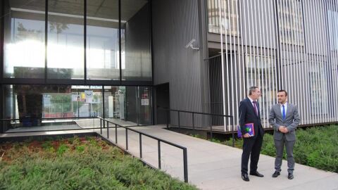 Esta eina ser&agrave; &uacute;til per a realitzar tr&agrave;mits amb l'administraci&oacute; que admet el DNI electr&ograve;nic com , Ag&egrave;ncia Tribut&agrave;ria, la DGT o alguns ministeris. 