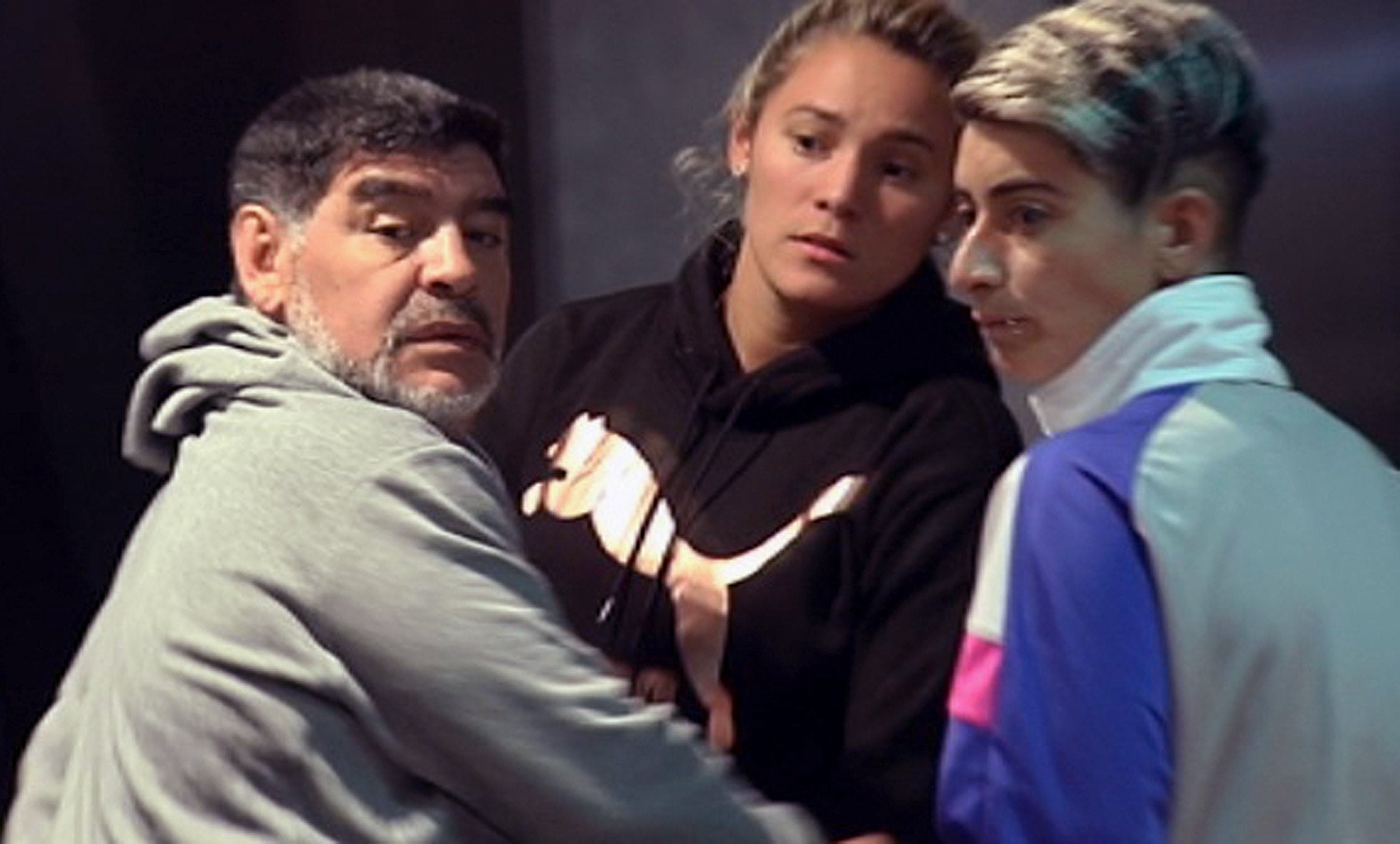 La novia de Maradona se niega a declarar ante la Policía tras el altercado con el exfutbolista La novia de Maradona se niega a declarar ante la Policía tras el altercado con el exfutbolista