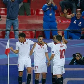 Los jugadores del Sevilla celebran un gol al Leicester Los jugadores del Sevilla celebran un gol al Leicester