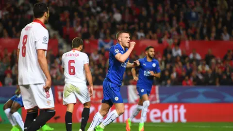 Vardy celebra un gol al Sevilla en Champions Vardy celebra un gol al Sevilla en Champions