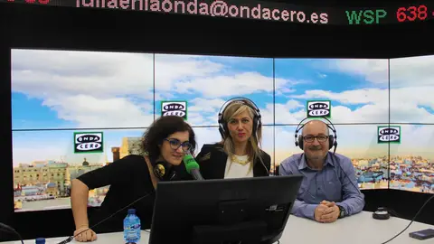 Natalia Mateo, la doctora Raquel Campuzano y Víctor Manuel Vargas Natalia Mateo, la doctora Raquel Campuzano y Víctor Manuel Vargas