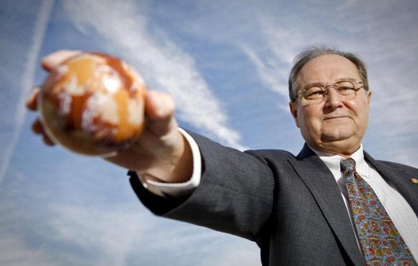 Juan Pérez Mercader: "Queremos ir a Marte para taladrar en algunas zonas e intentar encontrar evidencias de vida" Juan Pérez Mercader: "Queremos ir a Marte para taladrar en algunas zonas e intentar encontrar evidencias de vida"