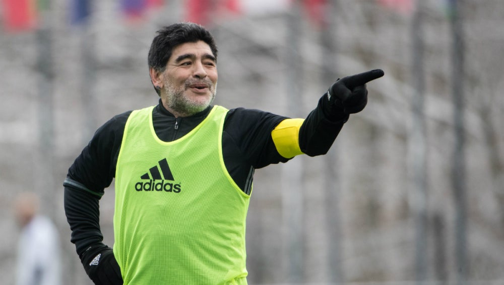 Diego Maradona, en un amistoso