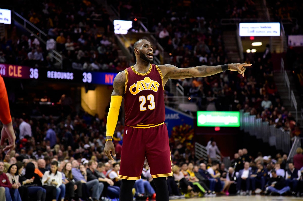 Un doble-doble de Hernangómez con los Knicks no basta para superar a los Cavaliers de un imparable LeBron James Un doble-doble de Hernangómez con los Knicks no basta para superar a los Cavaliers de un imparable LeBron James