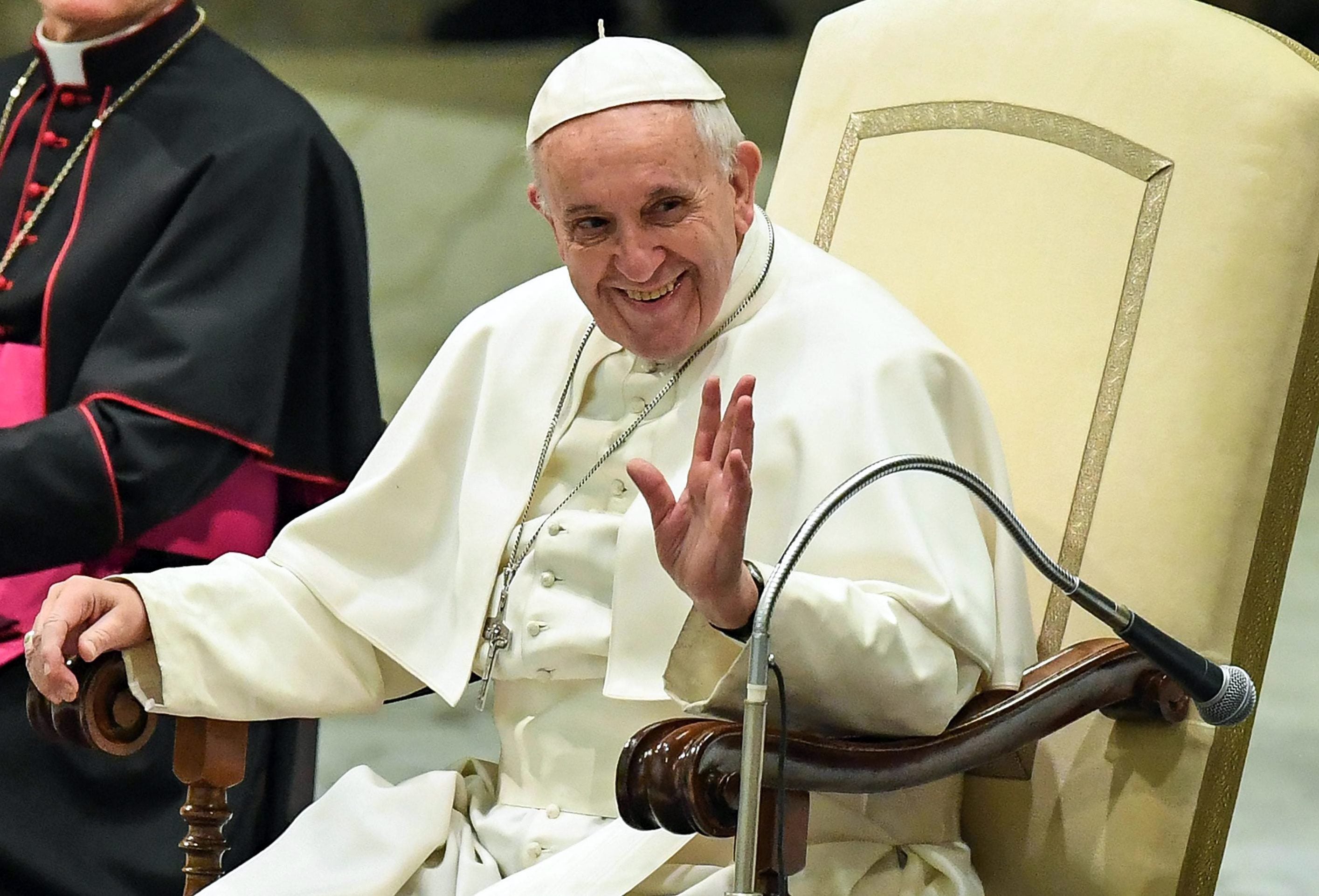 El Papa dona 100.000 euros para los pobres de Alepo El Papa dona 100.000 euros para los pobres de Alepo