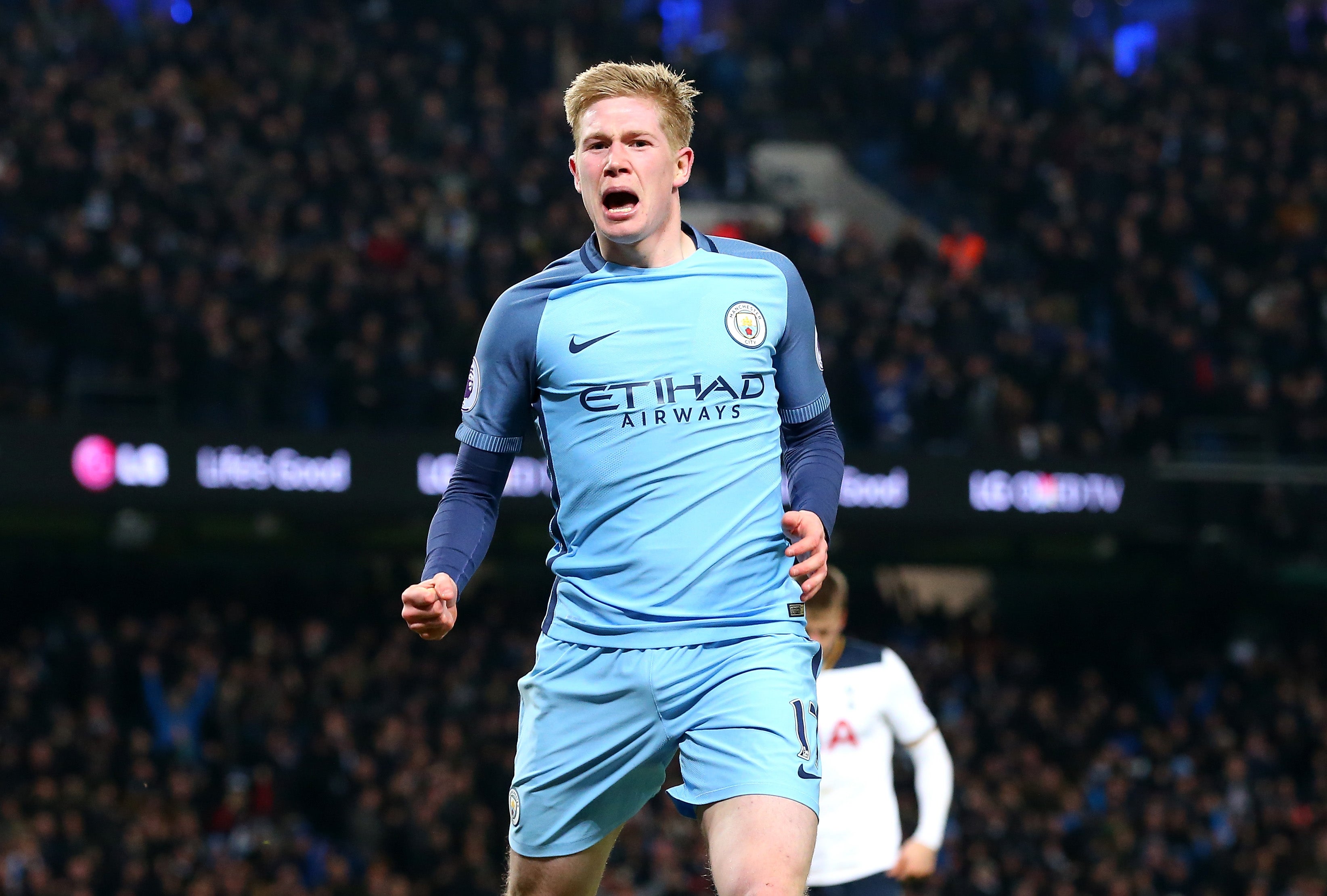 De Bruyne da un palo a Guardiola: "Cuando jugamos el balón atrás, cometemos errores" De Bruyne da un palo a Guardiola: "Cuando jugamos el balón atrás, cometemos errores"