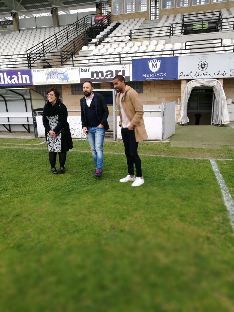 Sancionan con cuatro partidos a un jugador del Real Unión que denunció insultos racistas Sancionan con cuatro partidos a un jugador del Real Unión que denunció insultos racistas