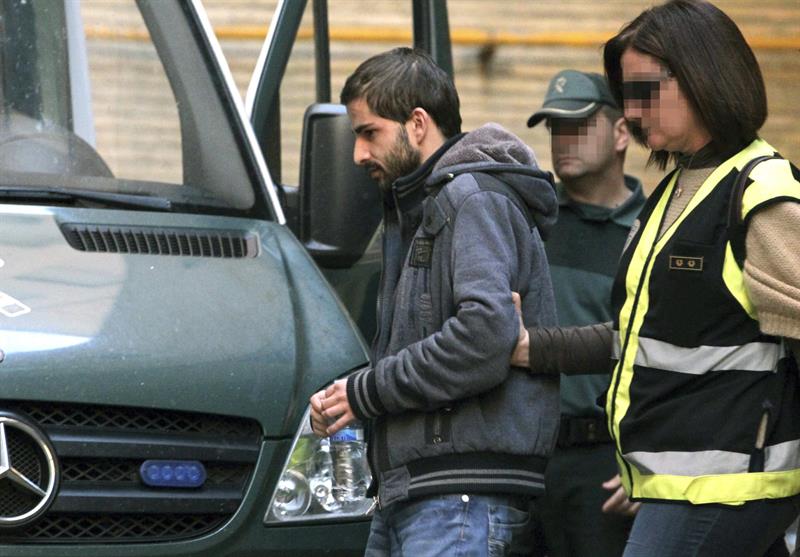 Carcaño asegura al padre de Marta del Castillo que está enterrada en La Algaba Carcaño asegura al padre de Marta del Castillo que está enterrada en La Algaba