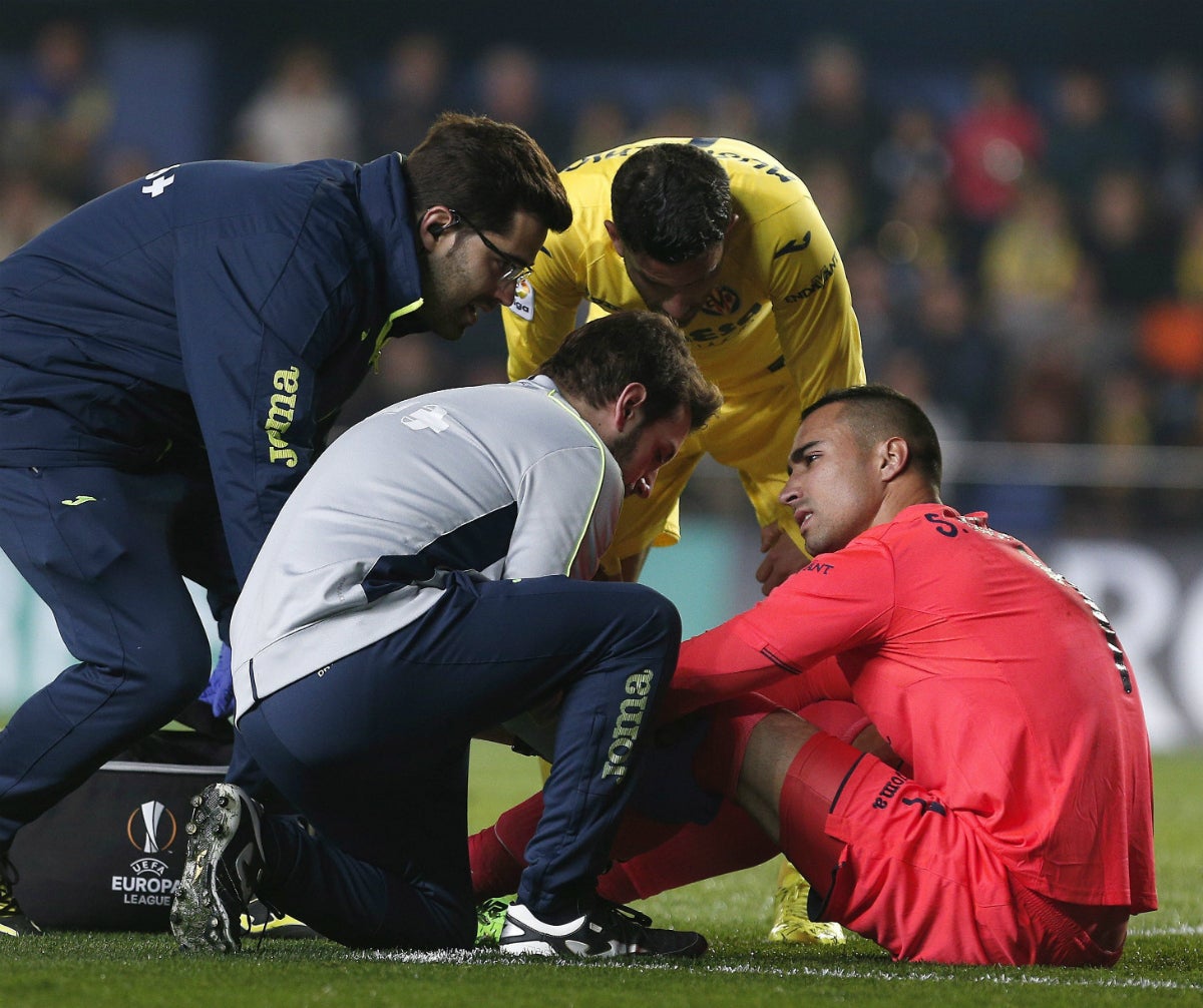 Sergio Asenjo: "No pensé que fuese grave, parecía que se me había subido el gemelo" Sergio Asenjo: "No pensé que fuese grave, parecía que se me había subido el gemelo"