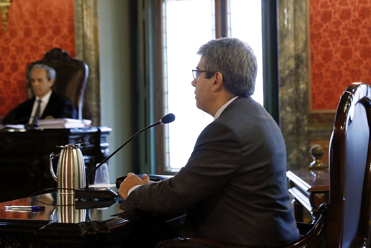 El Epílogo de Julián Cabrera: "Los tribunales y la política han estado mas 'trufados' de lo que sería deseable" El Epílogo de Julián Cabrera: "Los tribunales y la política han estado mas 'trufados' de lo que sería deseable"
